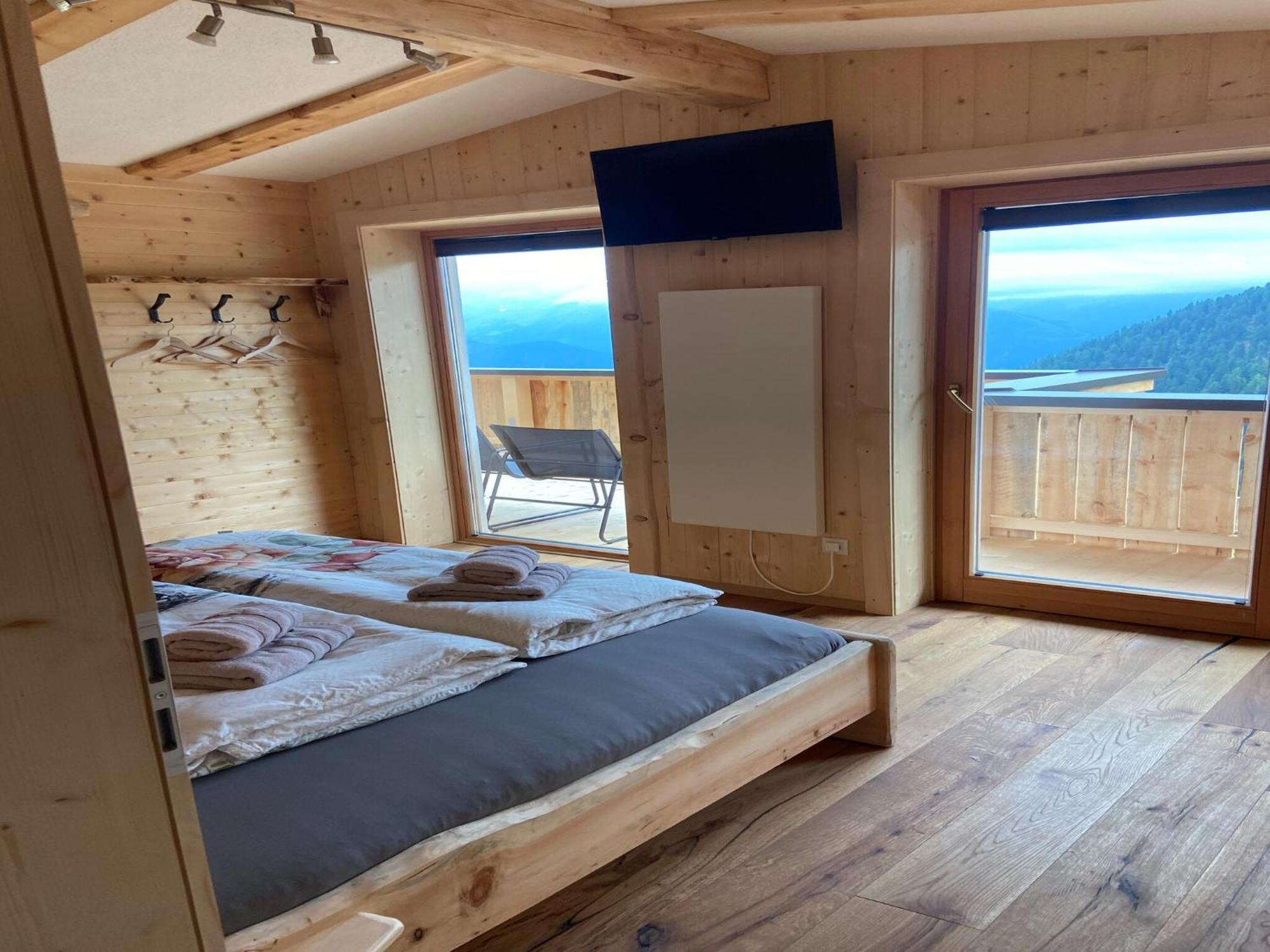 New Holiday Home On The Alm With Terrace And Balcony Zellberg Exterior foto